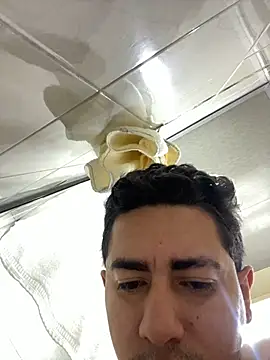 DanielGomez9 online show from 03-17-25, 01:14