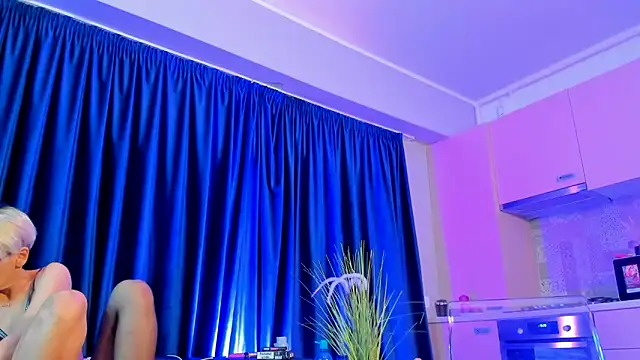 Snapshot of RosaCatalleya chatting on 11-11-25, 06:02 RosaCatalleya online show from 11-11-25, 06:02