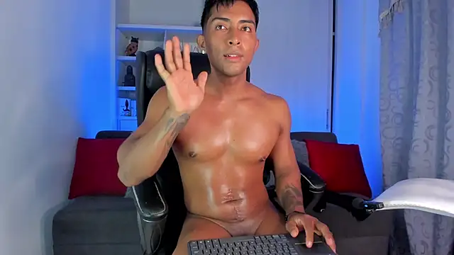 Couple muscle1 online show from 12-05-24, 01:17