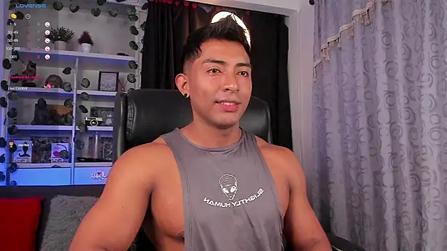 Couple muscle1 online show from 02-17-25, 01:53