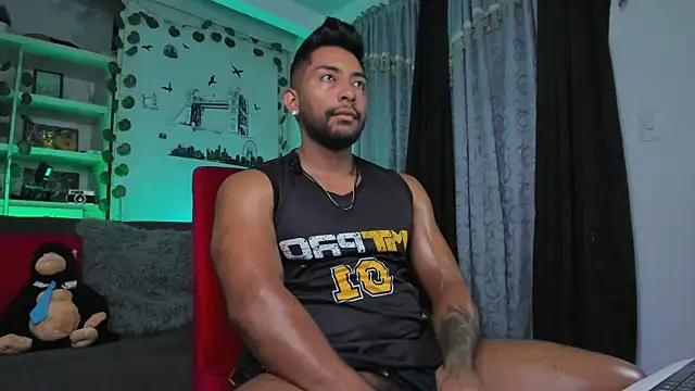 Couple muscle1 online show from 11-05-25, 04:40