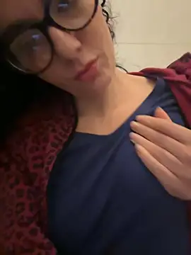 Strawberry queen91 online show from 11-28-25, 05:26