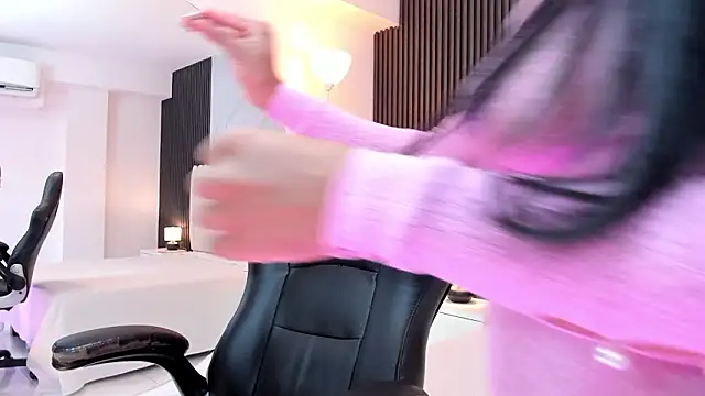 Snapshot of Madiee_Rhea chatting on 02-02-26, 07:34 Madiee Rhea online show from 02-02-26, 07:34