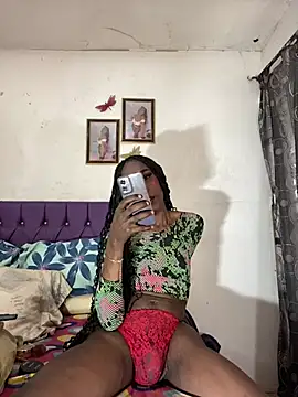 Snapshot of KandyHot_ chatting on 02-13-26, 03:08 KandyHot online show from 02-13-26, 03:08