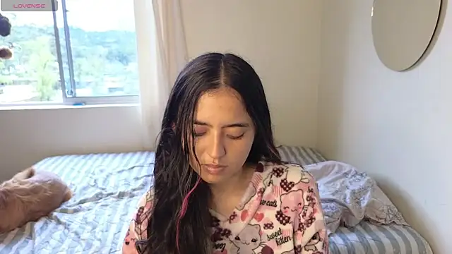 ViolettaSummer online show from 11-16-25, 08:58