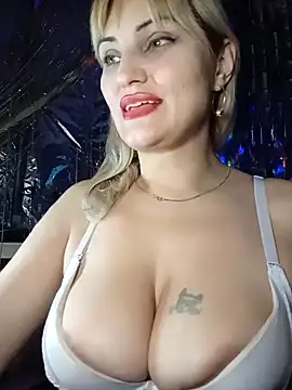 Snapshot of Freya_Milf chatting on 01-15-25, 06:51 Freya Milf online show from 01-15-25, 06:51