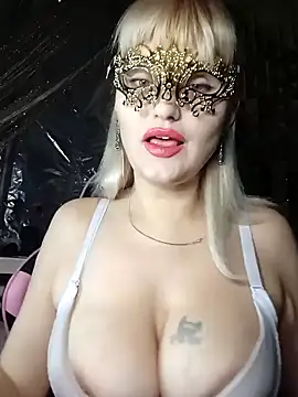 Snapshot of Freya_Milf chatting on 01-28-25, 01:59 Freya Milf online show from 01-28-25, 01:59