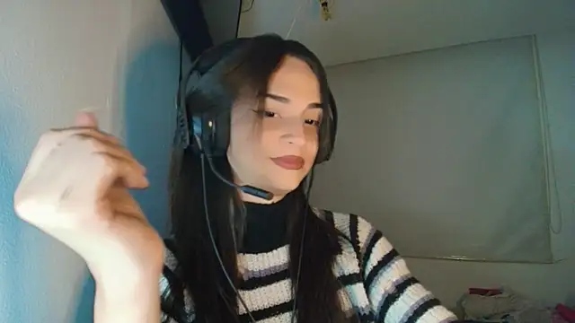 Dollbehavior  online show from 10-30-25, 05:31