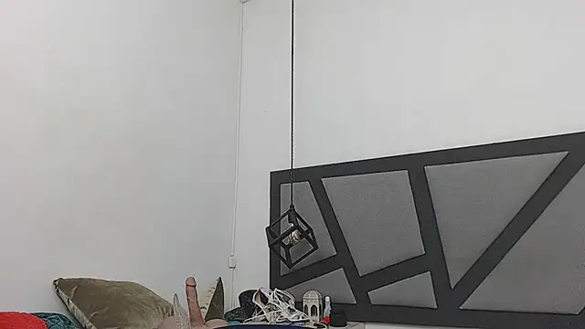 Snapshot of chanel_grant chatting on 03-02-25, 11:09 chanel grant online show from 03-02-25, 11:09