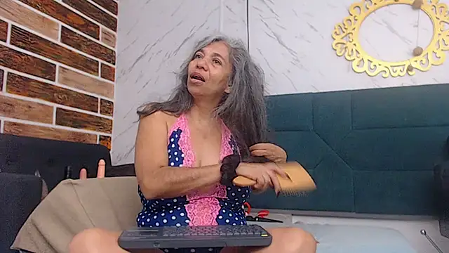 Snapshot of chanel_grant chatting on 11-30-25, 01:48 chanel grant online show from 11-30-25, 01:48