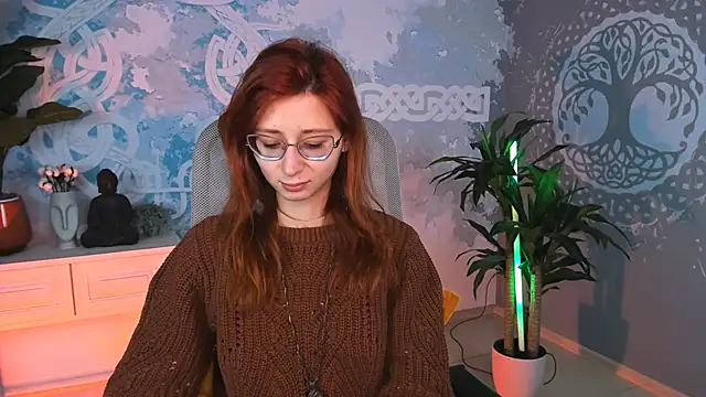 Snapshot of Orianna_Fox chatting on 12-13-24, 09:13 Orianna Fox online show from 12-13-24, 09:13