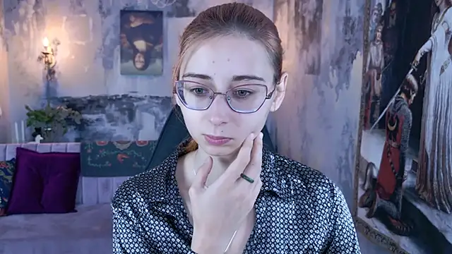 Snapshot of Orianna_Fox chatting on 03-21-25, 01:24 Orianna Fox online show from 03-21-25, 01:24
