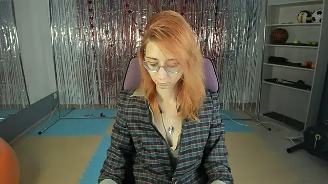 Snapshot of Orianna_Fox chatting on 03-23-25, 05:10 Orianna Fox online show from 03-23-25, 05:10