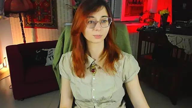 Snapshot of Orianna_Fox chatting on 10-24-25, 09:28 Orianna Fox online show from 10-24-25, 09:28