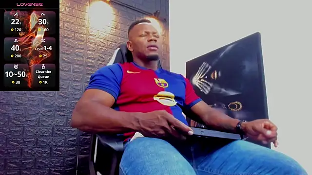 Snapshot of tommike chatting on 02-23-26, 01:14 tommike online show from 02-23-26, 01:14