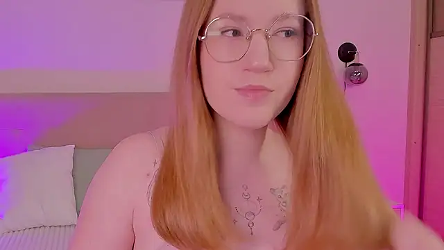 Tori the witch online show from 02-17-25, 07:04