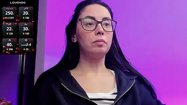 Snapshot of RitaSonnet chatting on 02-25-25, 01:06 RitaSonnet online show from 02-25-25, 01:06