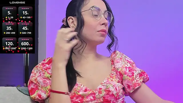 Snapshot of RitaSonnet chatting on 03-05-25, 11:28 RitaSonnet online show from 03-05-25, 11:28