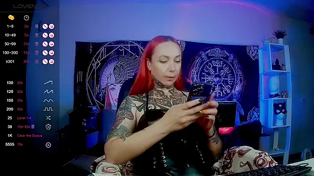 miss jenna lovee online show from 10-28-25, 01:20