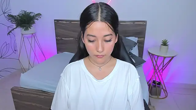 Snapshot of ivette_bocelly chatting on 01-15-25, 10:24 ivette bocelly online show from 01-15-25, 10:24