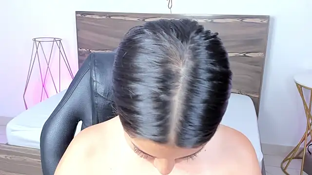 Snapshot of ivette_bocelly chatting on 02-01-25, 01:23 ivette bocelly online show from 02-01-25, 01:23