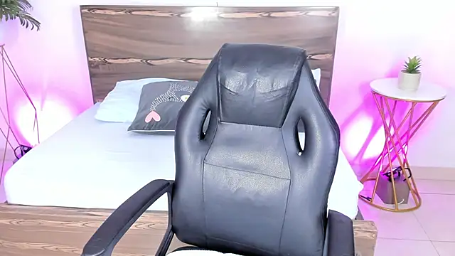 Snapshot of ivette_bocelly chatting on 02-18-25, 07:41 ivette bocelly online show from 02-18-25, 07:41