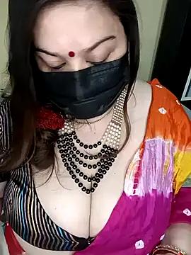 Snapshot of Rupaleesexy chatting on 12-18-24, 05:52 Rupaleesexy online show from 12-18-24, 05:52