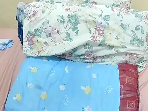 just lela online show from 12-23-25, 09:18