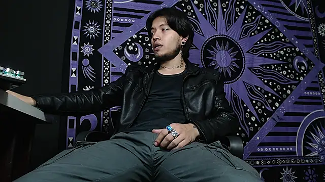 Dicaprioo  online show from 02-04-25, 03:26