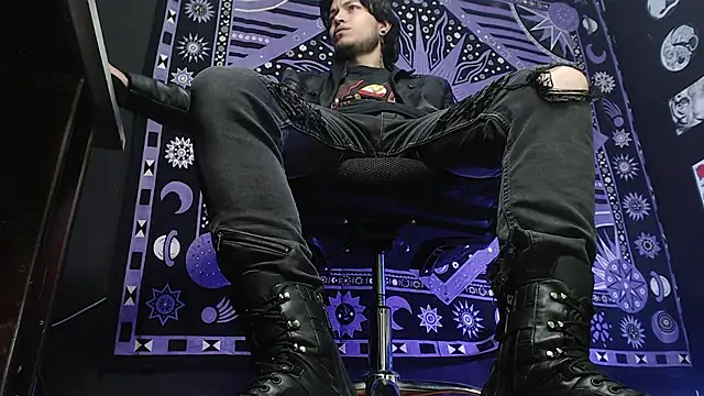 Dicaprioo  online show from 02-17-25, 04:59