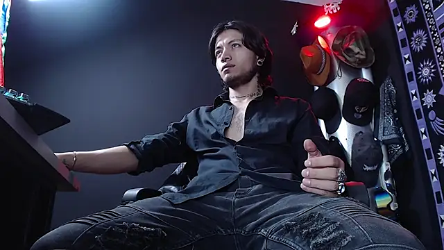 Dicaprioo  online show from 03-05-25, 07:06