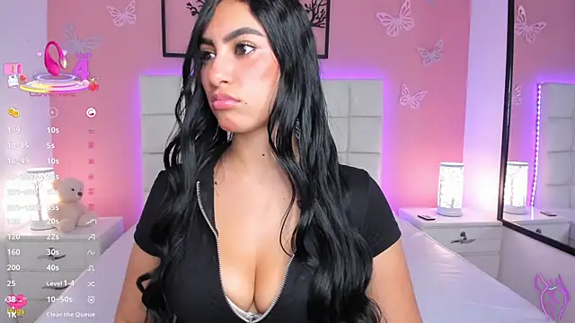 Snapshot of Emily_roux chatting on 03-15-25, 04:24 Emily roux online show from 03-15-25, 04:24