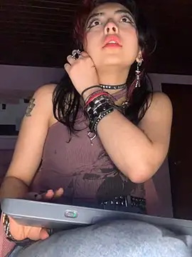 Snapshot of _Gothiccbitch_ chatting on 01-23-25, 10:22  Gothiccbitch  online show from 01-23-25, 10:22