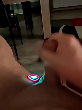 Szeltolo001 online show from 02-12-26, 03:34