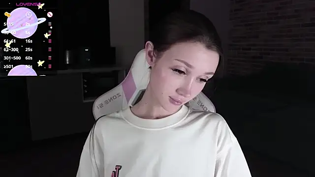 sweetiebones online show from 02-14-25, 01:18