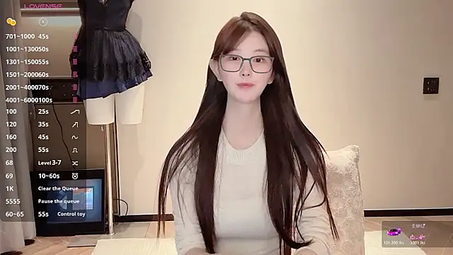 omaiiil online show from 11-02-25, 01:57