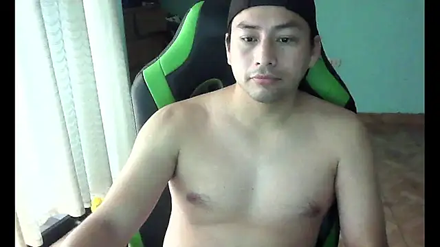 Snapshot of Allen_ibe chatting on 02-12-26, 02:45 Allen ibe online show from 02-12-26, 02:45