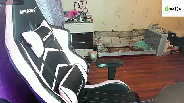 Crazy forest fairy online show from 11-25-25, 10:43