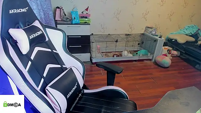 Crazy forest fairy online show from 02-08-26, 04:49