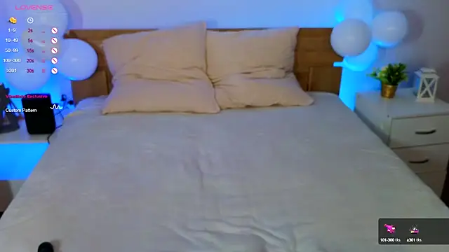 Hayle Hill online show from 02-25-25, 02:14