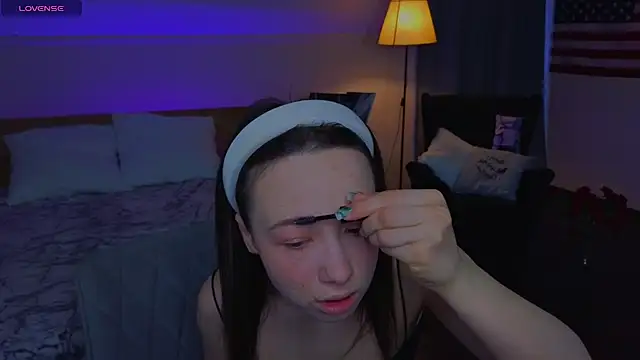 Hayle Hill online show from 03-15-26, 02:06