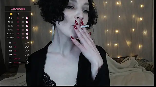 TinaWince online show from 12-28-24, 07:55