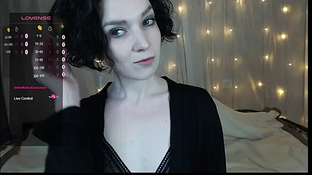 TinaWince online show from 01-16-25, 05:11