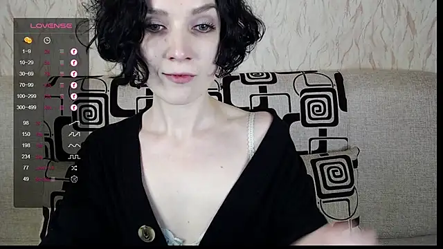 TinaWince online show from 02-02-25, 08:57