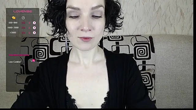 TinaWince online show from 02-06-25, 05:46