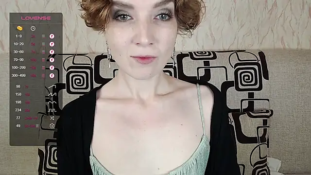 TinaWince online show from 10-13-25, 04:45