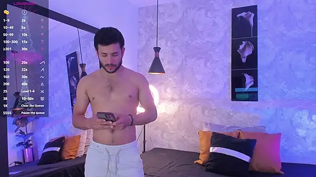 Valentinoford online show from 12-19-24, 06:45