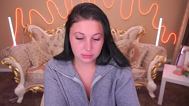 ArianaDarkk online show from 11-14-25, 06:28