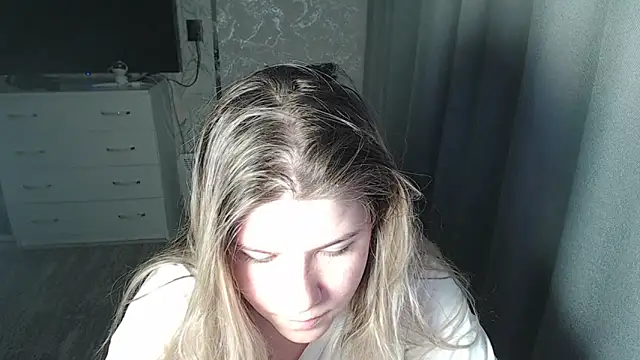 Snapshot of MelissaXKinky chatting on 03-20-25, 07:14 MelissaXKinky online show from 03-20-25, 07:14