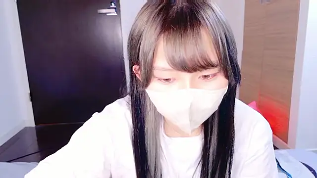 Snapshot of senachinnn chatting on 10-19-25, 08:48 senachinnn online show from 10-19-25, 08:48